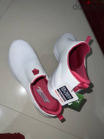 Skecher shoes