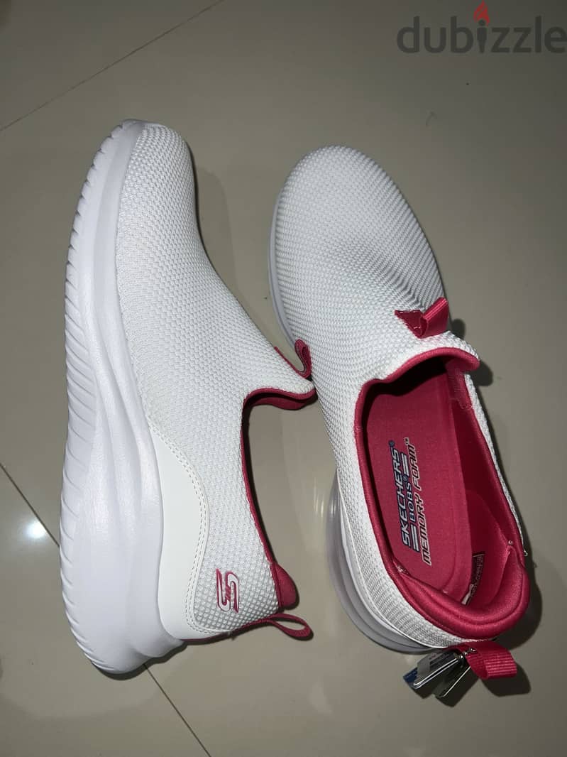 Skecher shoes 1