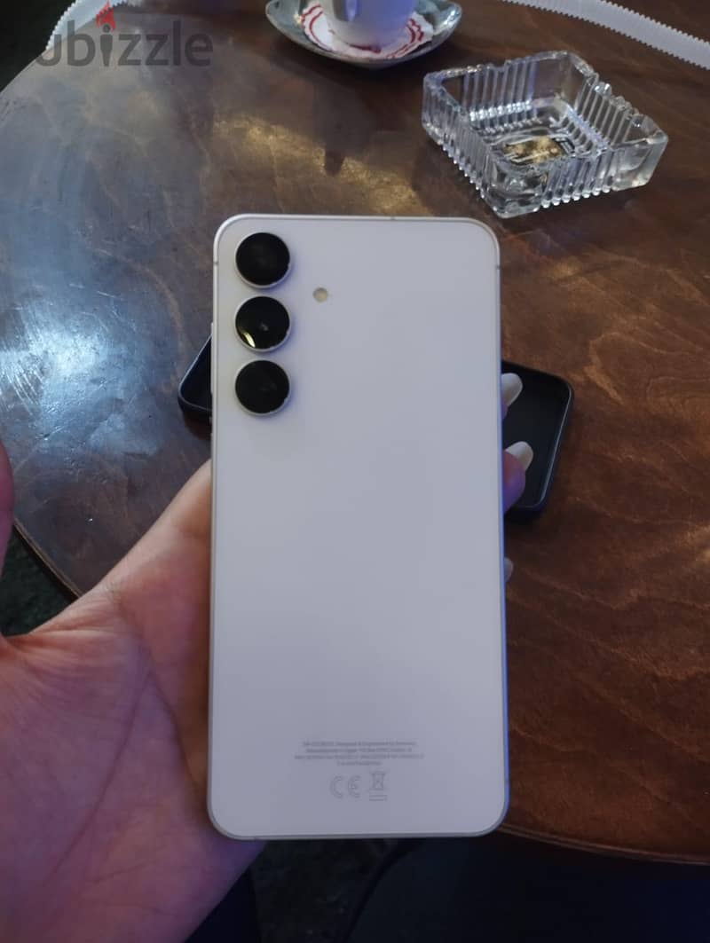 Samsung S25 FE 6