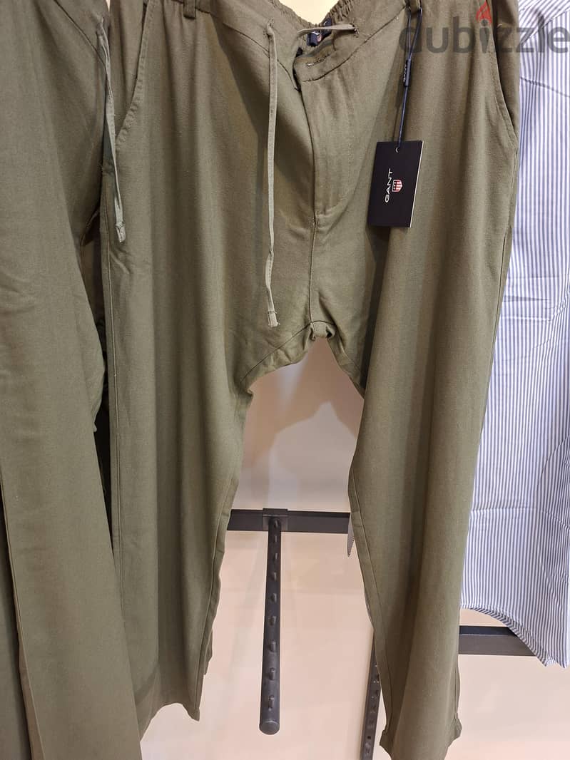 Gant men beige solid Green solid regular fit pure linen trouser 6