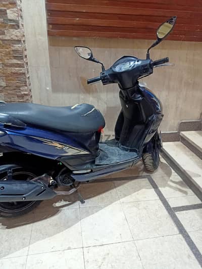 SYM jet 4 2019 dark blue