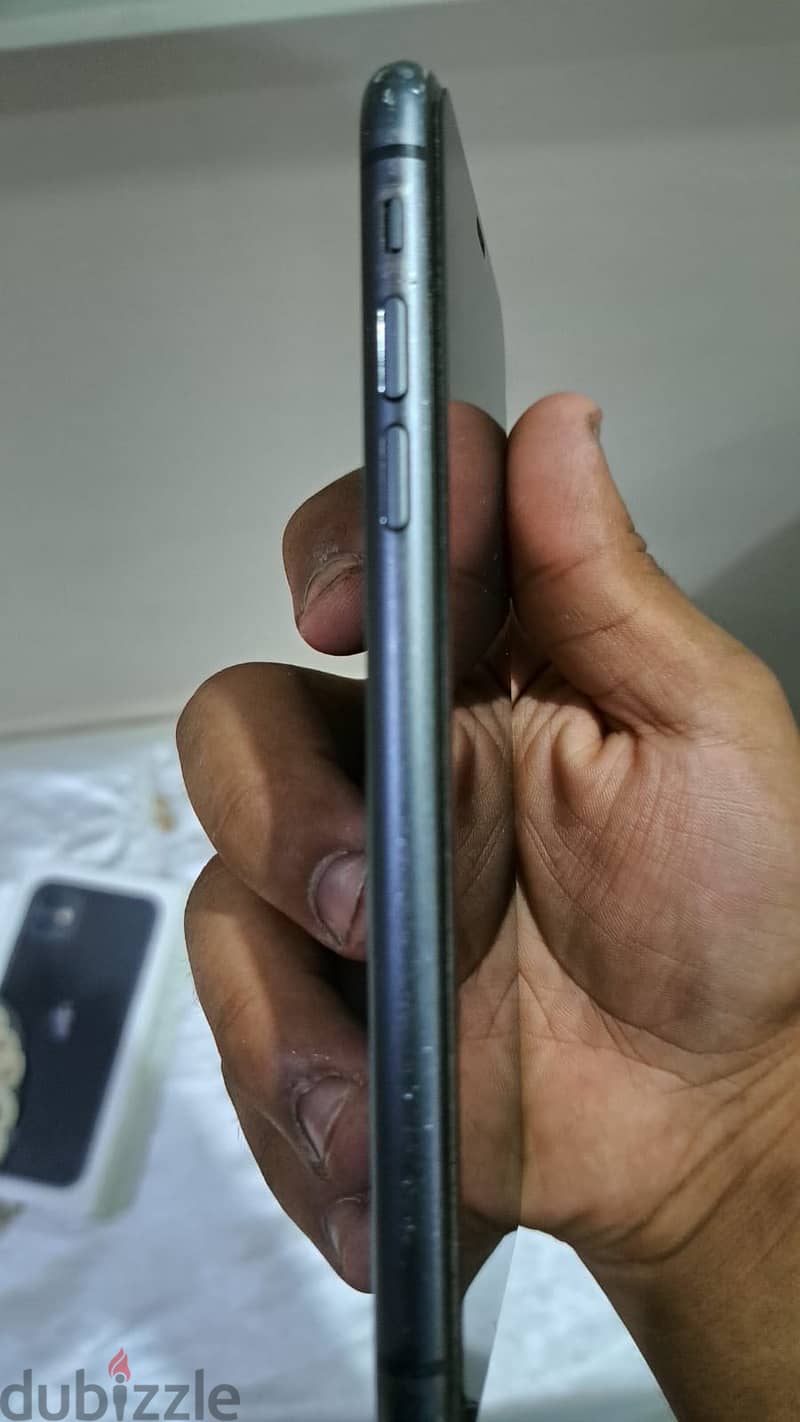 Apple - iPhone 11 4