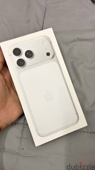 Apple - iPhone 17 Pro Max