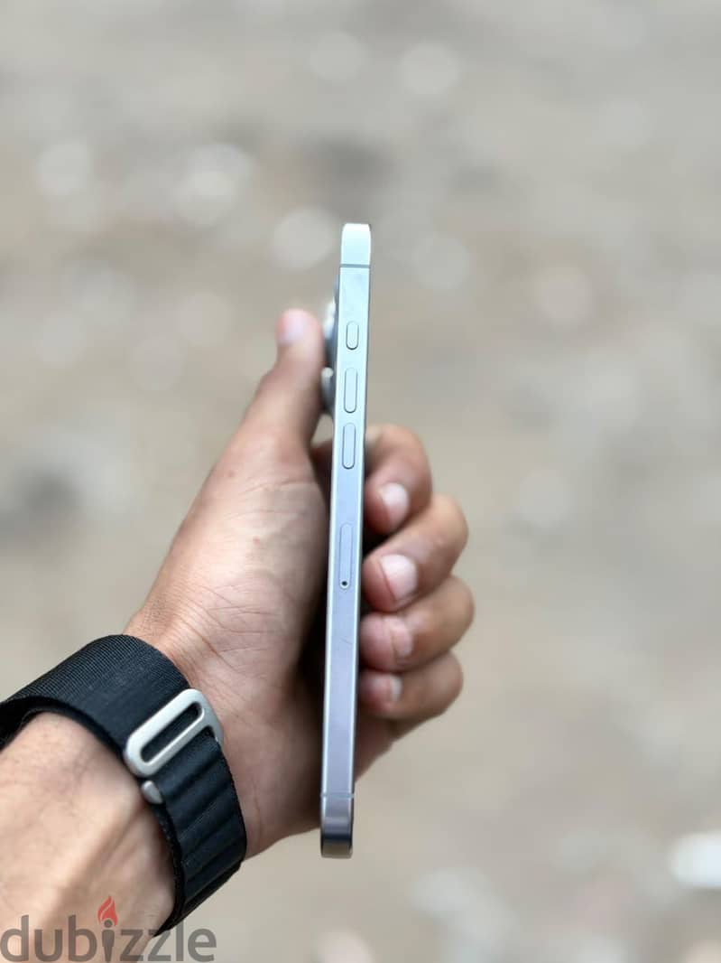 Apple - iPhone 16 Pro Max 1