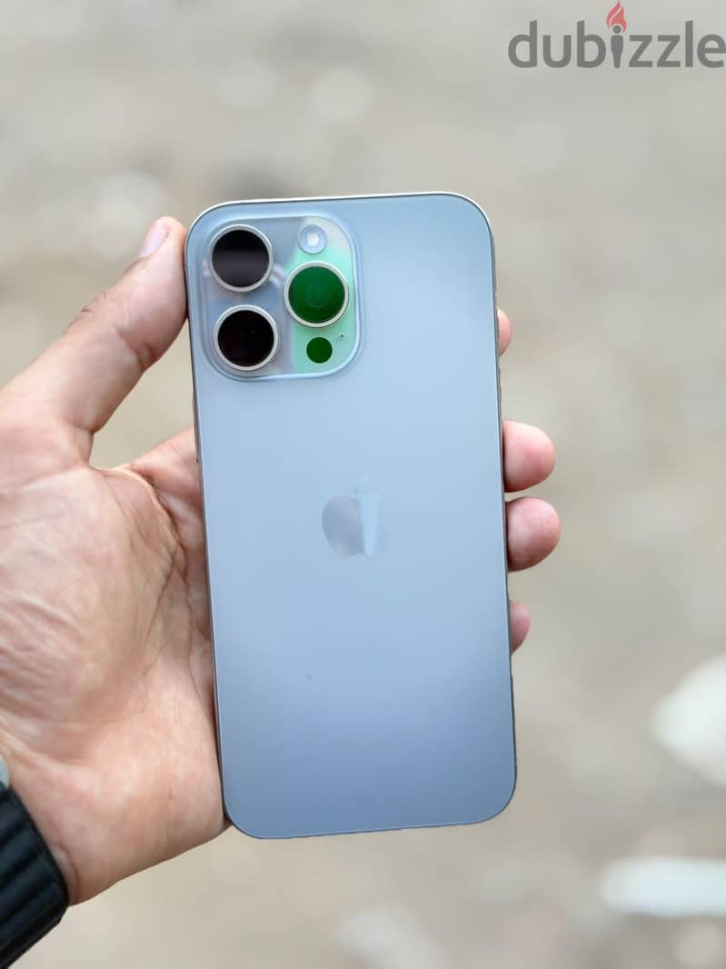 Apple - iPhone 16 Pro Max 9