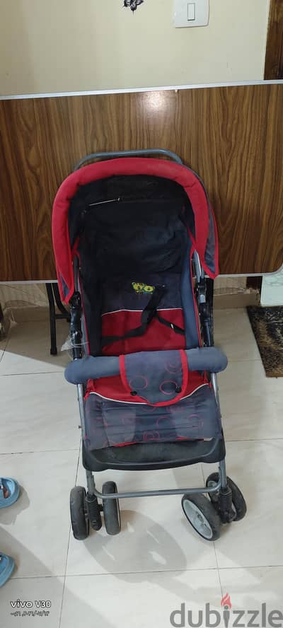 عربة أطفال Baby United بحالة ممتازة جداً