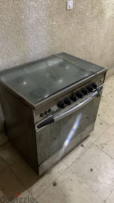 بوتاجاز يونيڤرسال ٥ شعله