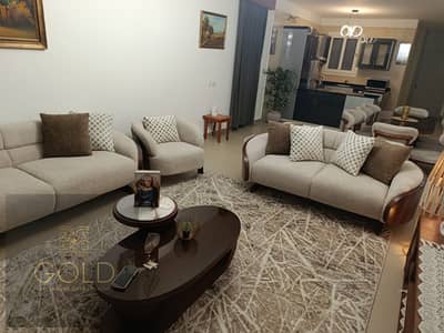 Penthouse for Rent In Seashell first floor with roof
