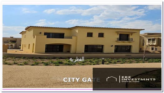 With a down payment of 10 million and installments over the longest payment period, a middle townhouse is for sale in City Gate (Avenue)
