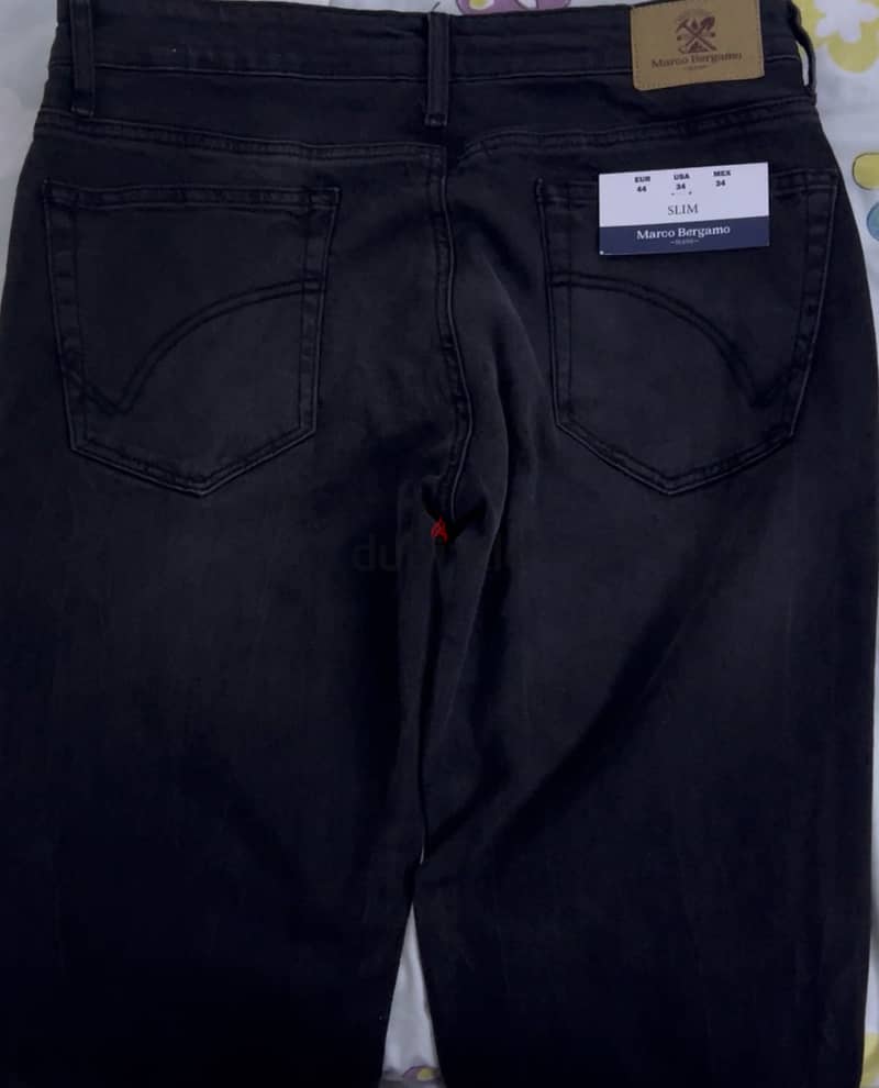 Black jeans 1