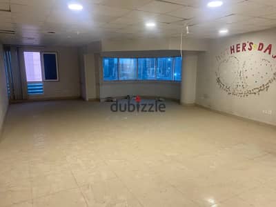 450 m Administrative in Revolution for Companies