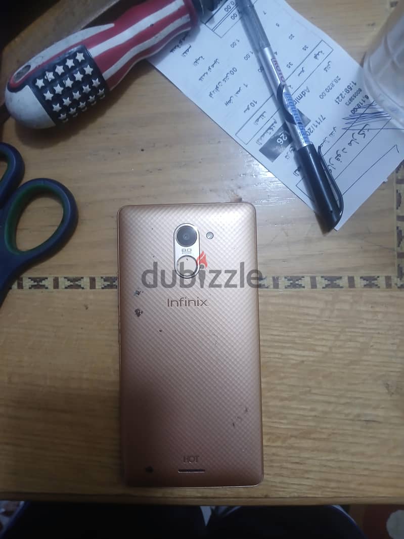 Infinix Hot 4 1