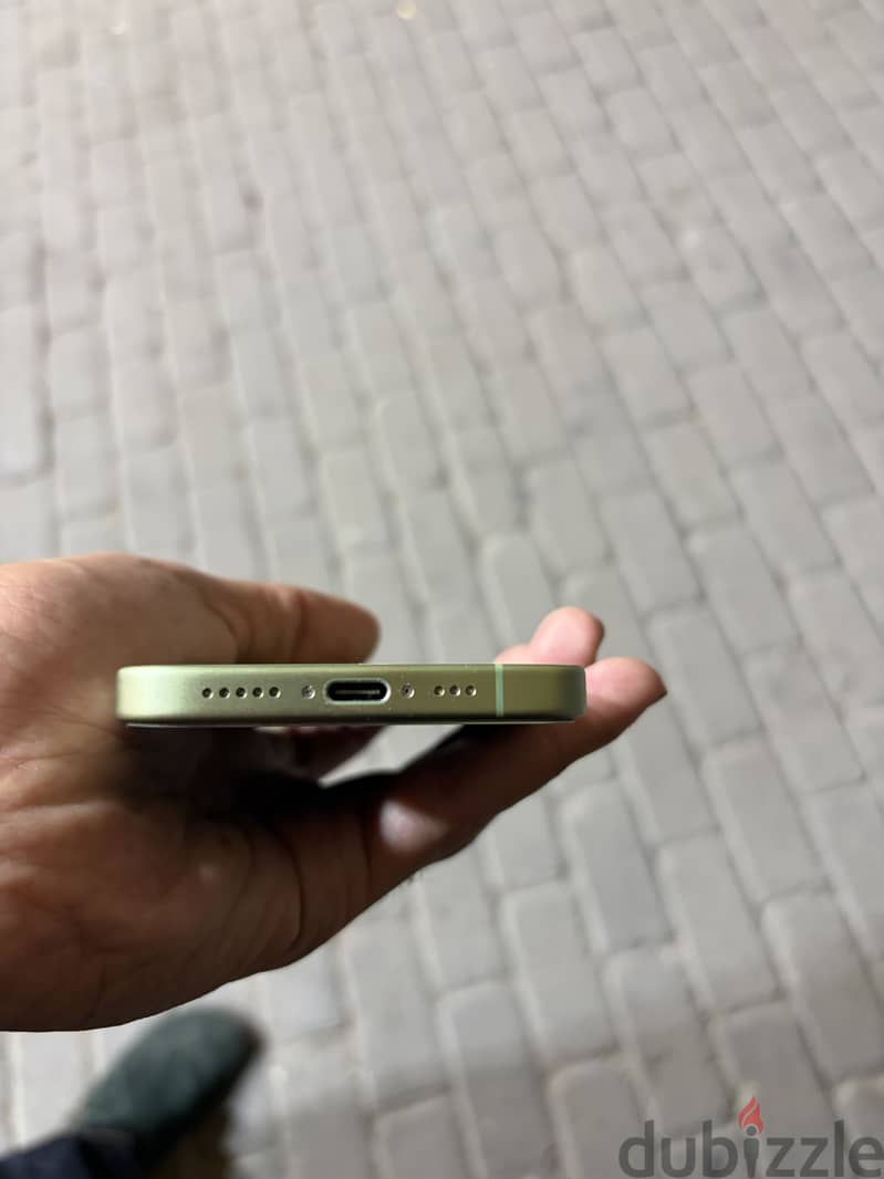 Apple - iPhone 17 2