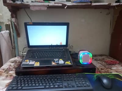 لابتوب سريع جدا للعمل و الدراسه و الاعاب الخفيفه