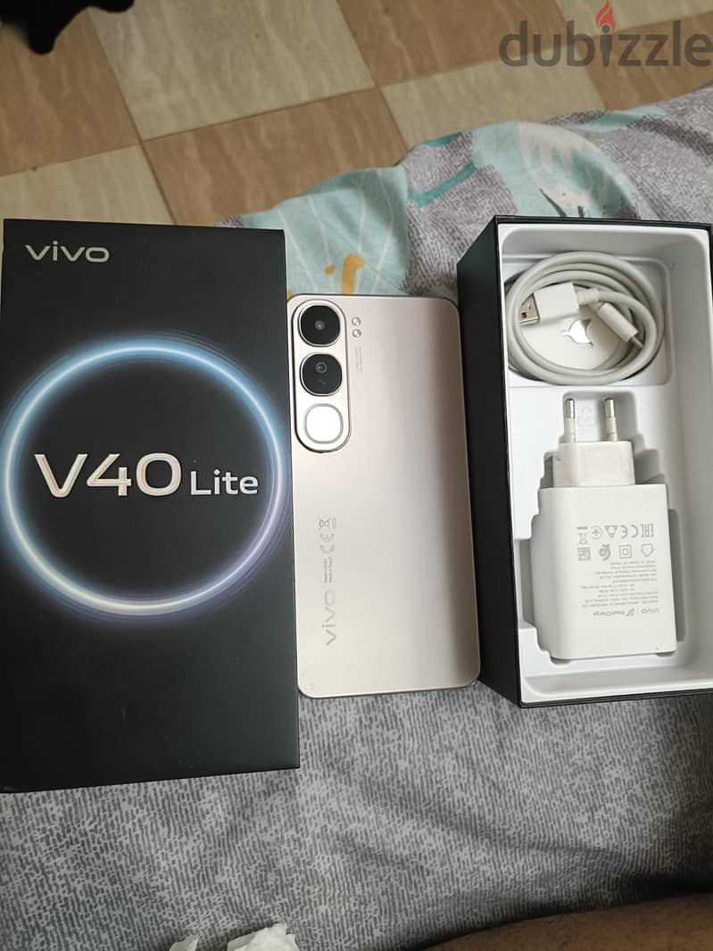 vivo v40 lite 1