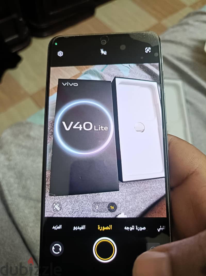 vivo v40 lite 4