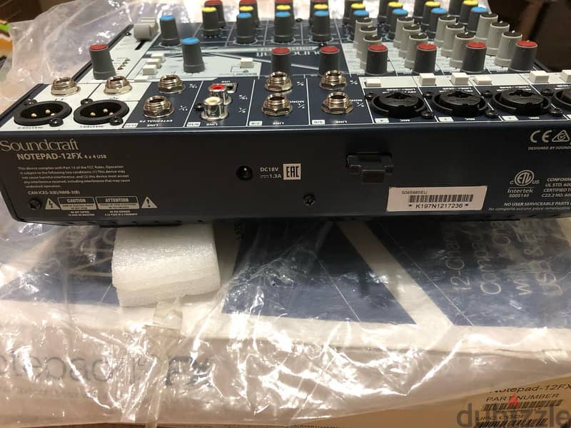 Soundcraft Notepad-12FX Small 2