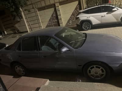 Hyundai Elantra 1996