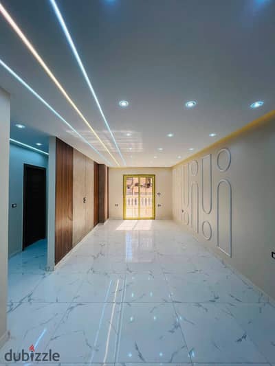 140m façade at a bargain price