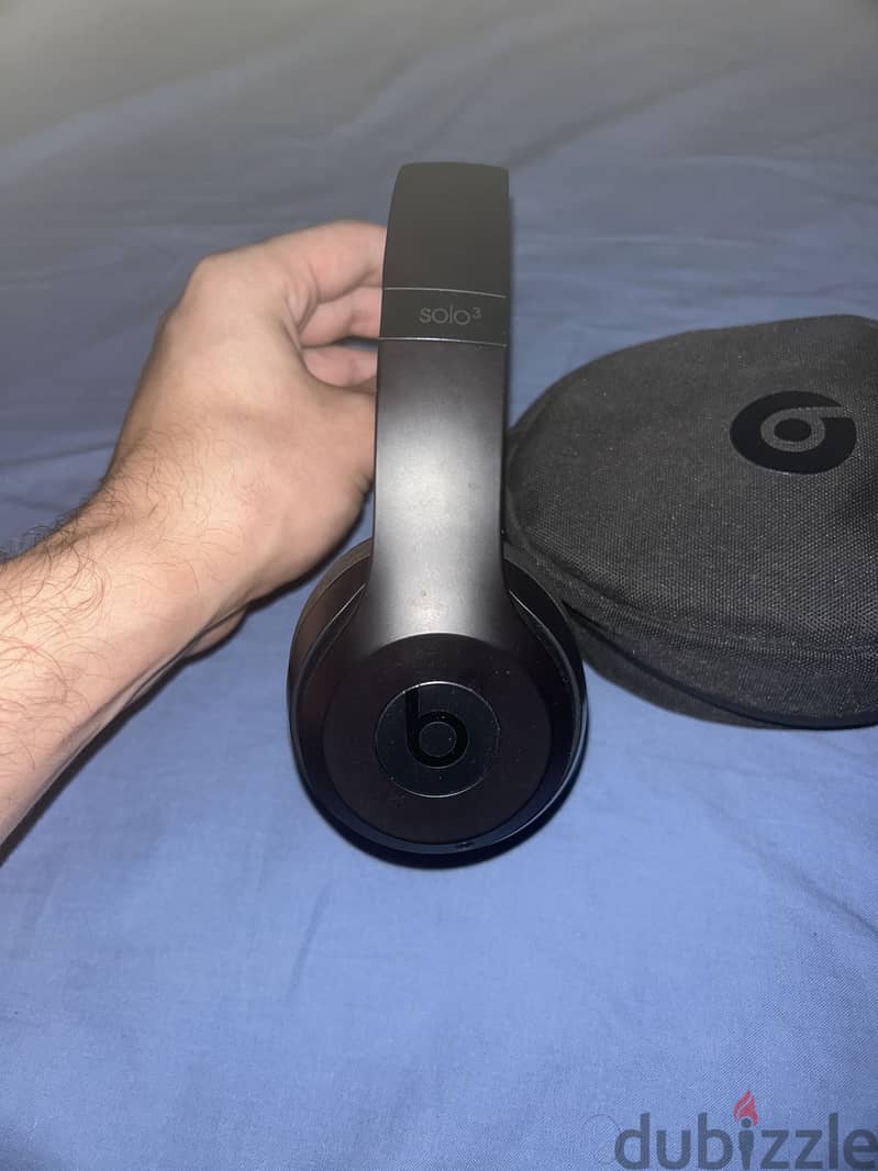 Beats Solo 3 Wireless Headphones by Dre (Black) 4