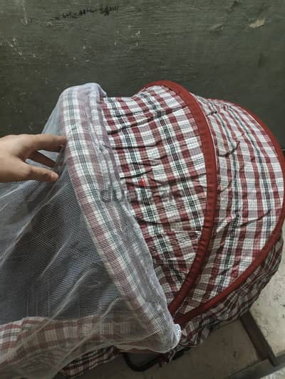 سرير هزاز اطفال