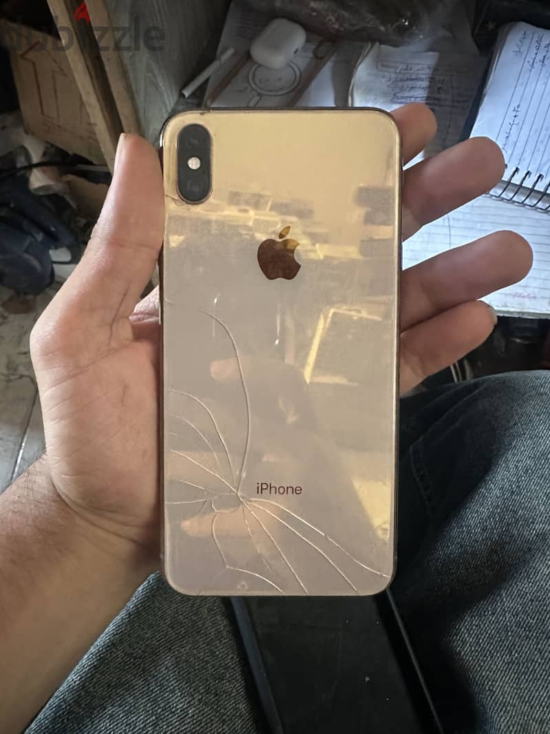 Apple - iPhone XS Max 4