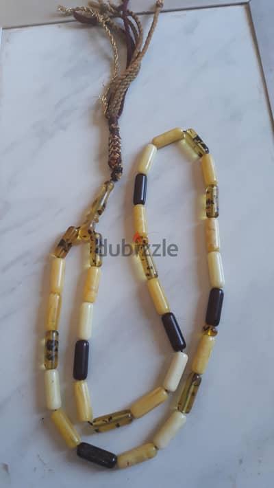 سبحة قديمه 32 حبه رائحة كهرمان طبيعي سبحه