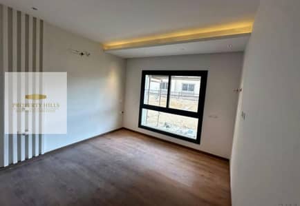Apartment at Lagoon with a special discount, fully finished for sale in Palm Hills, New Cairo