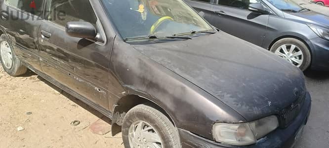 نيسان صني 2000