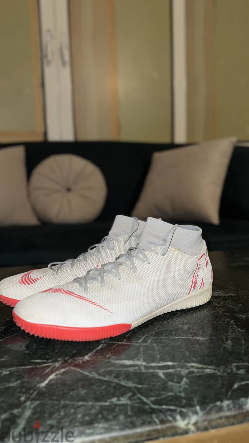 Nike mercurial "gray & red" (size 44.5) 2