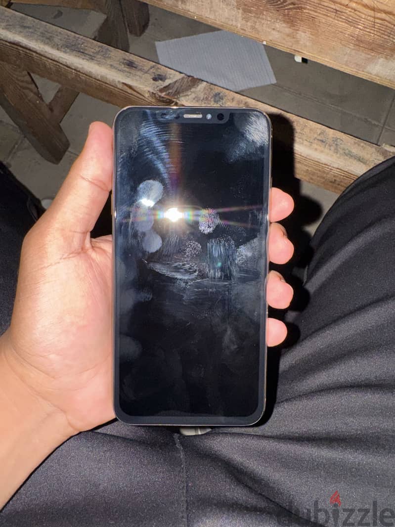 Iphone xs max 6