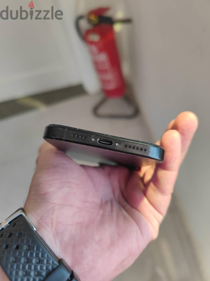 Apple - iPhone 16 Pro Max 2