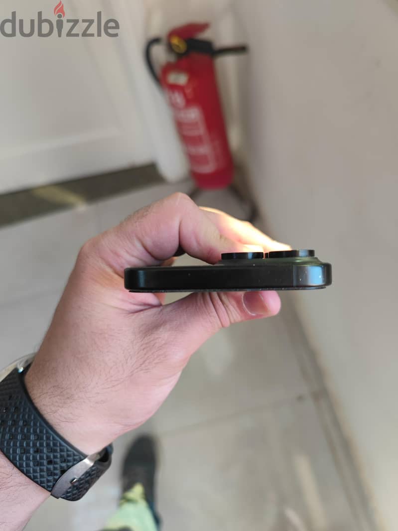 Apple - iPhone 16 Pro Max 3