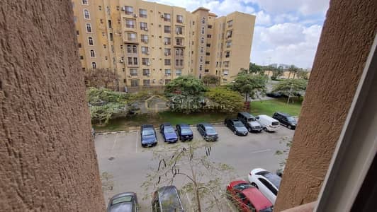 My city is renting an empty model 200 apartment