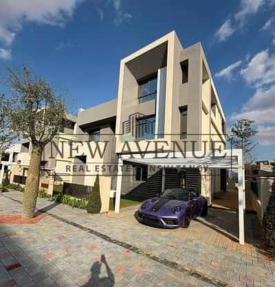Town house Middle For Sale  in Saada New Cairo Prime location attractive price instalments delivery  2026
