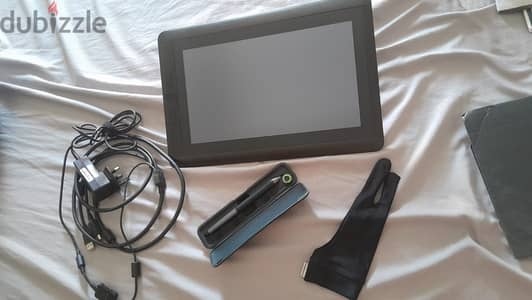 1300 - Wacom Cintiq 13HD DTK
