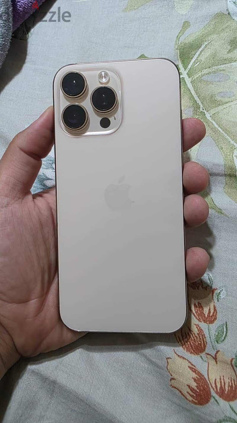 Apple - iPhone 16 Pro Max 2
