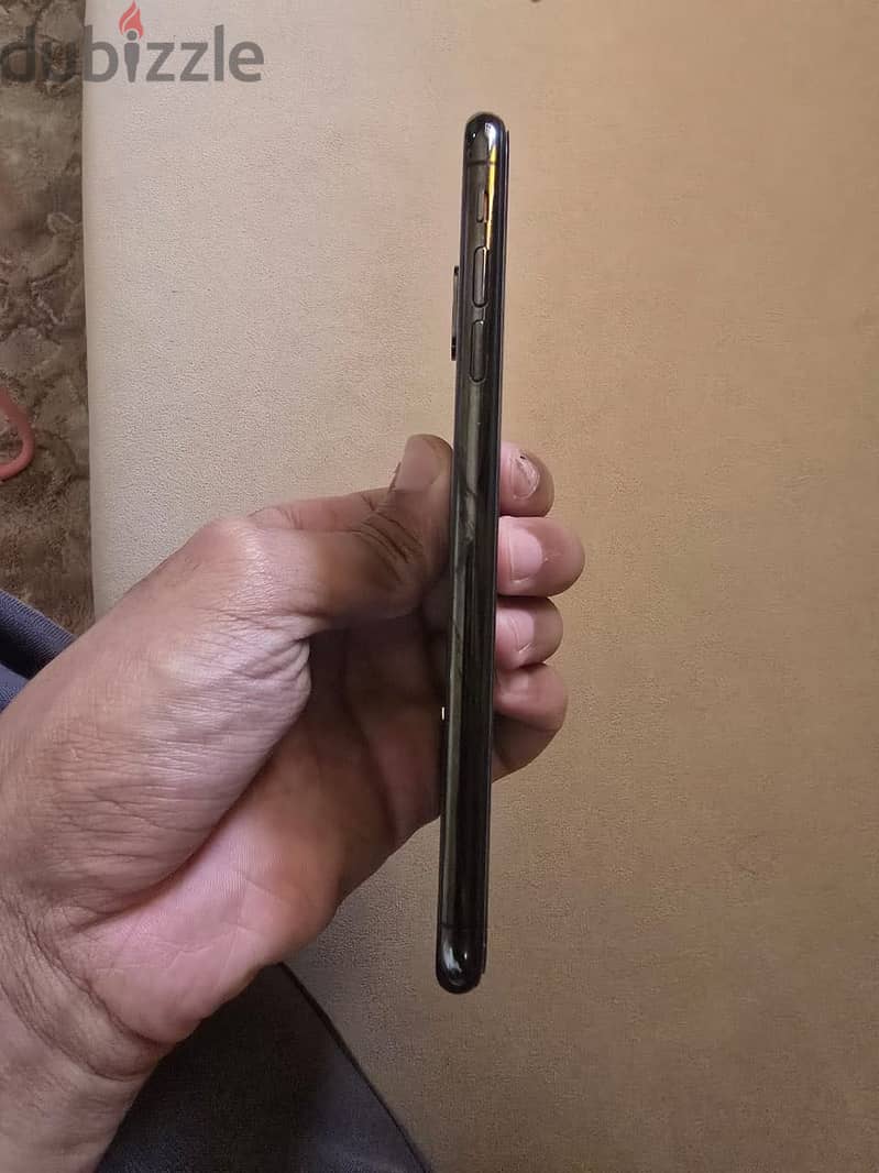 Apple - iPhone XS Max 2