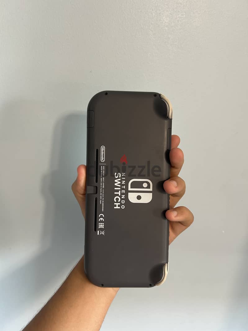 Nintendo switch lite 1