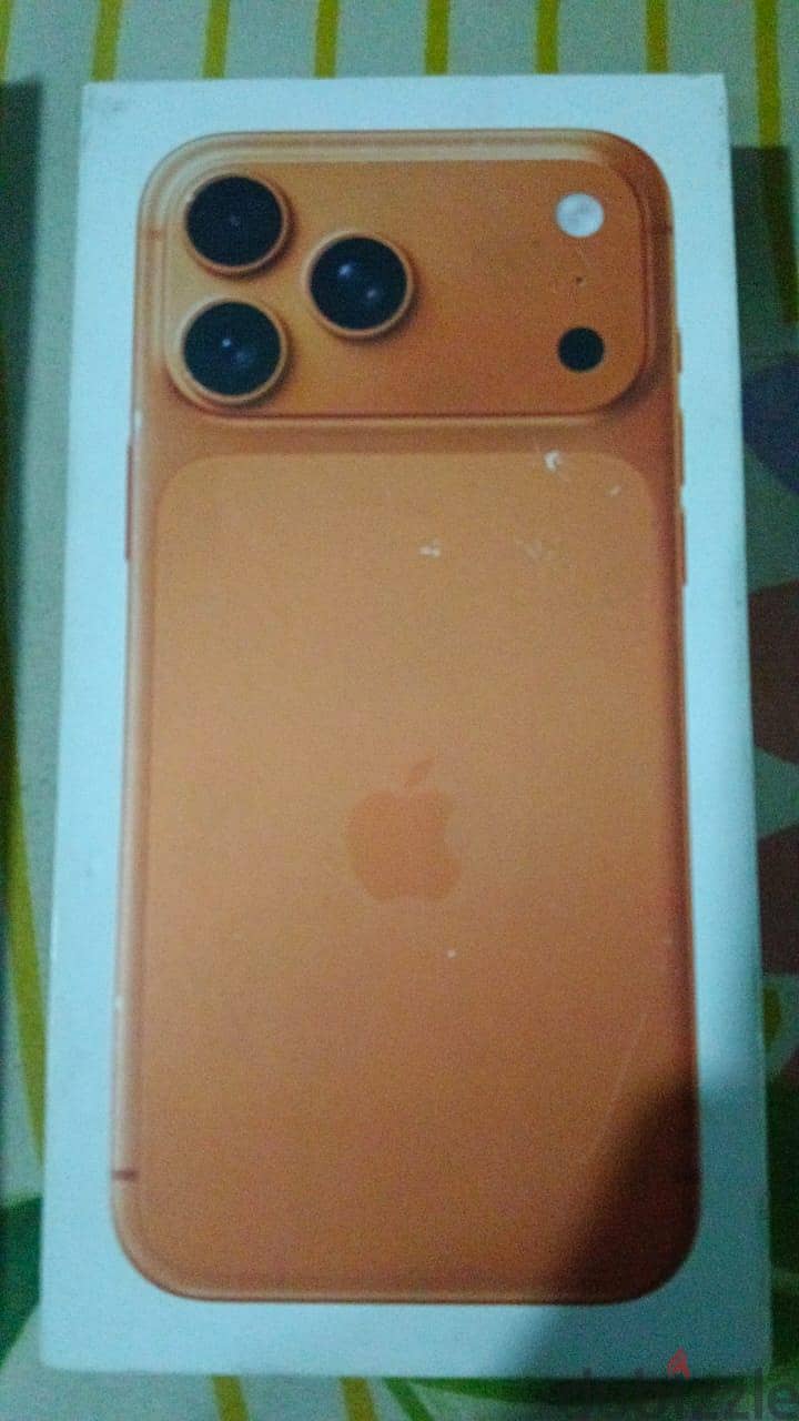 Apple - iPhone 17 Pro Max 2