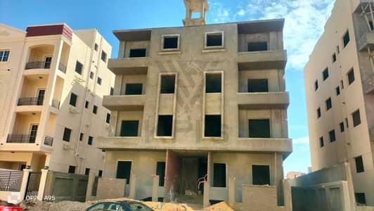 شقه بجاردن خاصه للبيع باقل سعر لسرعه البيع بكاش 4 مليون و 600 الف فقط - مبنيه جاهزه للمعاينه