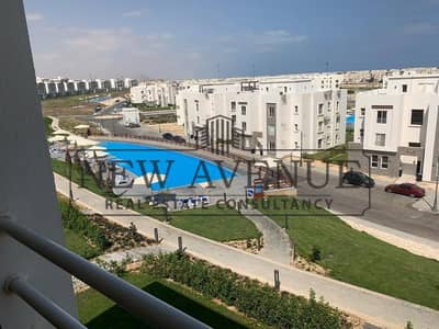 افضل سعر لشاليه مع روف متشطب امام حمام السباحة في امواج