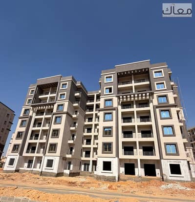 استلام فوري بمقدم 10% و اقساط حتي 10 سنين