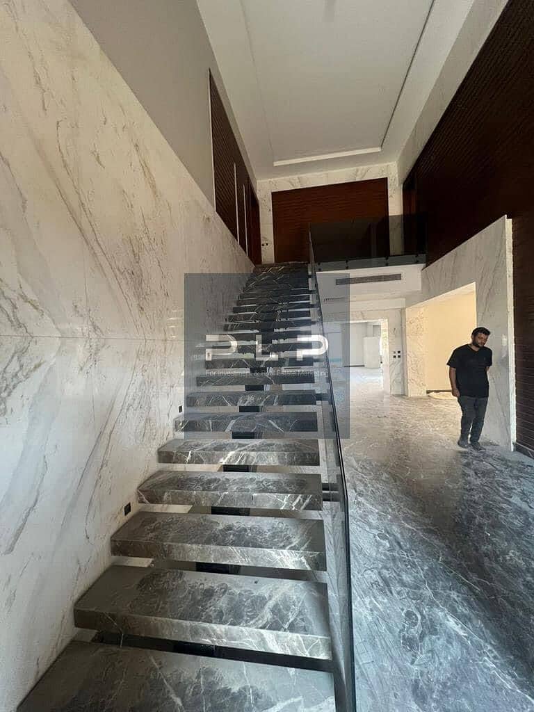 فيلا بـ٨ غرف نوم في كومباوند ميفيدا، صورة ٤ من ١٣