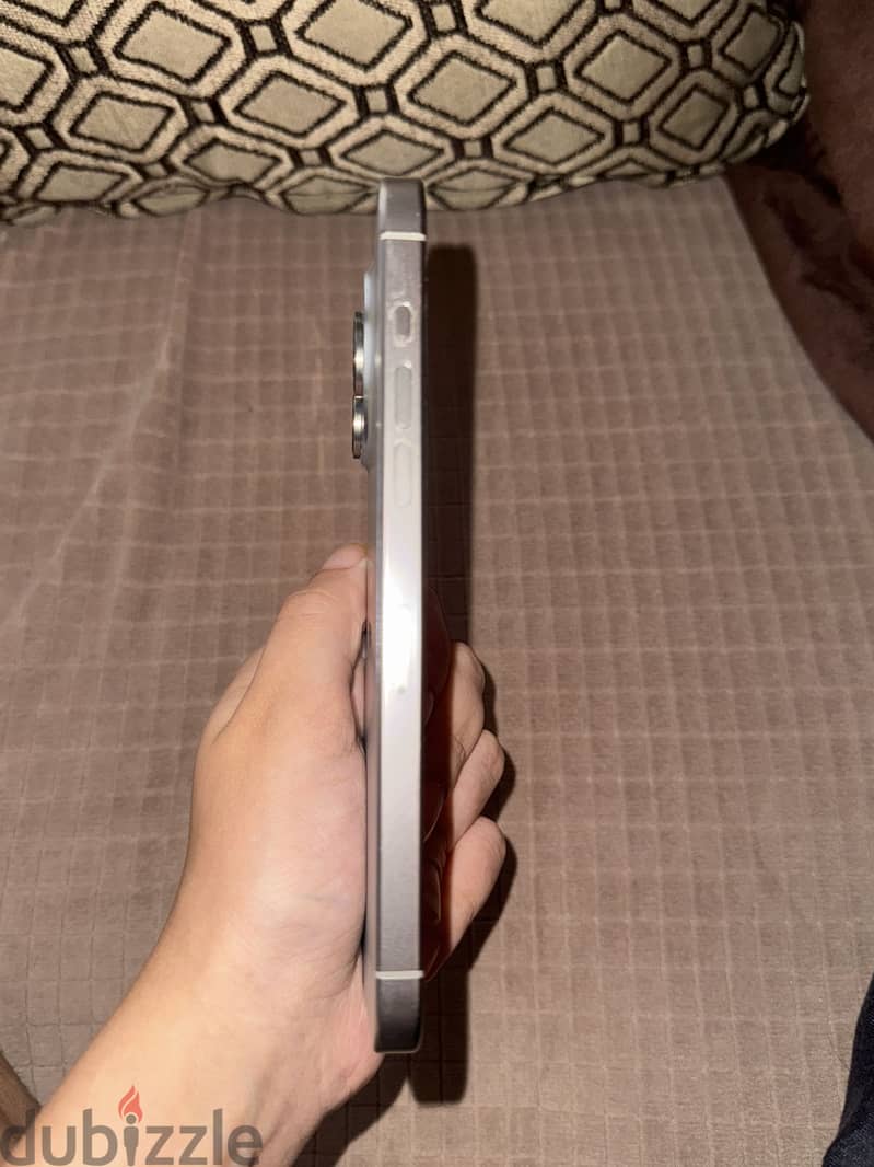 Apple - iPhone 15 Pro Max 3
