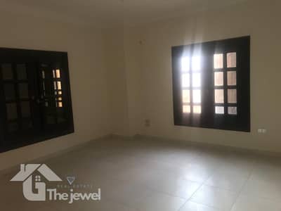 دور كامل للإيجار بالياسمين فيلات 350م أول بلكونة تشطيب ممتاز