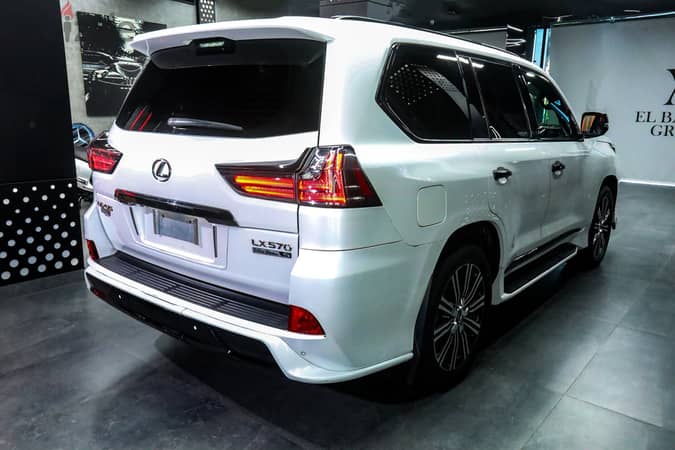 لكزس إل إكس 2019 LEXUS - LX 750  2019 89000 km  BLACK EDITION   - دفع