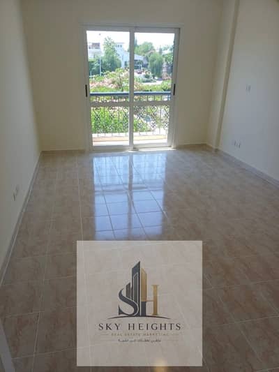 Apartment for sale in Al Rehab City, Phase 10, featuring a prime location next to Avenue Mall and all services. Great price!
