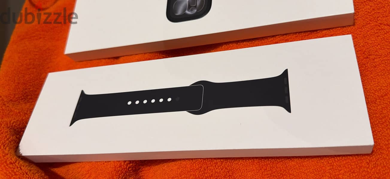 Apple Watch Series 11 , b100% , used 1 day , 46mm Gps 2