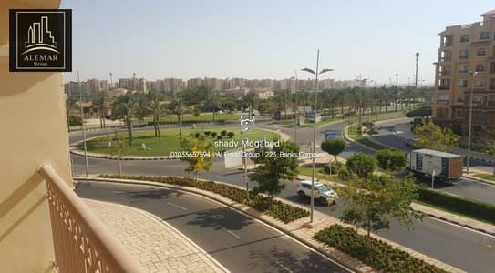 شقة للبيع في مدينتي – نموذج 700 | 320م | فيو مفتوح على ميدان وشارع رئيسي